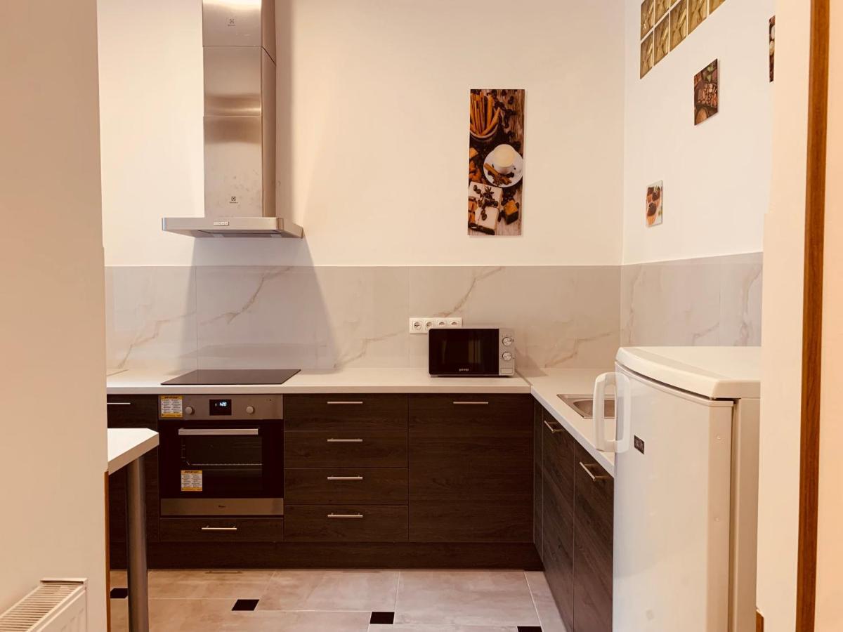 West Residence Budapest Luaran gambar